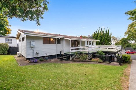 Photo of property in 25 Derrimore Heights, Clover Park, Auckland, 2019