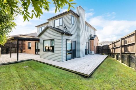 Photo of property in 23 Midhurst Avenue, Henderson, Auckland, 0612