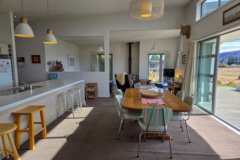 Photo of property in 8 Dwyer Place, Lake Tekapo, 7999