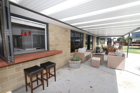 Photo of property in 9 Whiteoak Grove, Tinwald, Ashburton, 7700