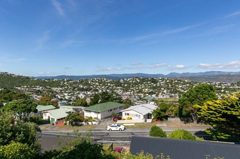 Photo of property in 8/6 Kaikoura Street, Maupuia, Wellington, 6022
