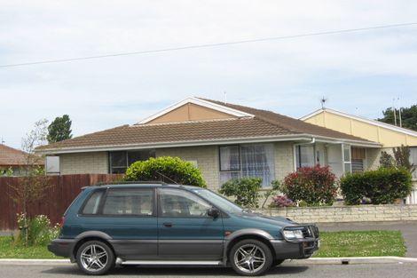 Photo of property in 2/40 Fairfield Avenue, Addington, Christchurch, 8024