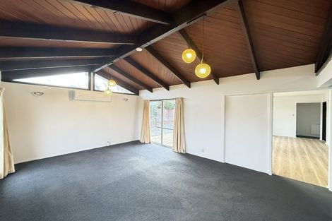 Photo of property in 6 Royal Park Drive, Parklands, Christchurch, 8083