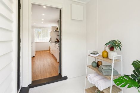 Photo of property in 45 Victory Crescent, Tawa, Wellington, 5028