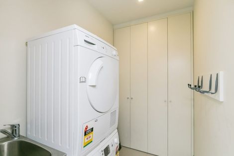 Photo of property in Chews Lane Apartments, 14e/9 Chews Lane, Wellington Central, Wellington, 6011