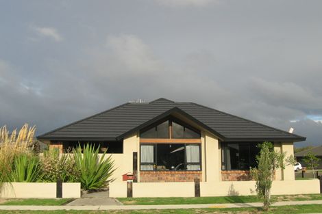 Photo of property in 56 Regent Drive, Paraparaumu Beach, Paraparaumu, 5032