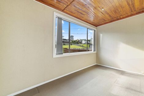Photo of property in 3 Wharf Road, Te Atatu Peninsula, Auckland, 0610
