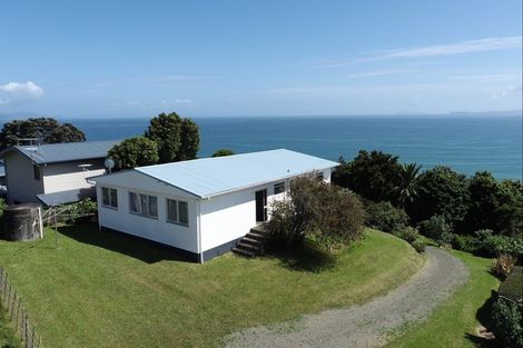 Photo of property in 18 Seavill Park Road, Kuaotunu West, Whitianga, 3592