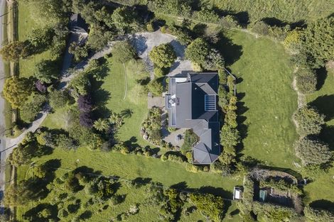Photo of property in 243 Huia Street, Waikanae, 5391