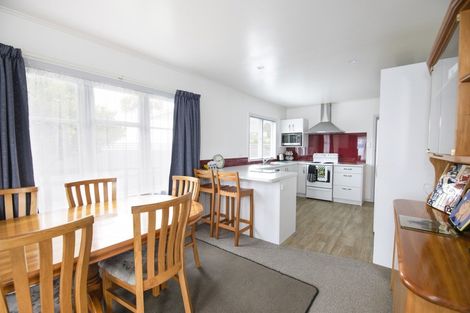 Photo of property in 14 James Foley Avenue, Pirimai, Napier, 4112