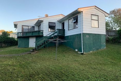 Photo of property in 1/7 Craigbank Avenue, New Lynn, Auckland, 0600