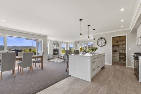 Photo of property in 13 Kestrel Lane, Kinloch, Taupo, 3377