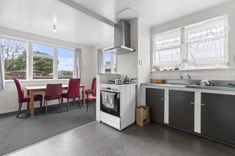 Photo of property in 7 Tohu Place, Spotswood, New Plymouth, 4310