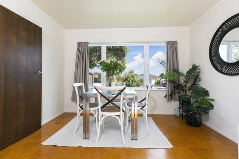 Photo of property in 1/6 Steen Place, Mangere Bridge, Auckland, 2022