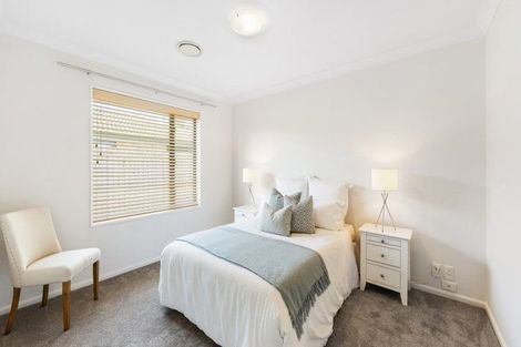 Photo of property in 19 Sovereign Gardens, Halswell, Christchurch, 8025