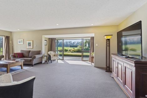 Photo of property in 2084 North Eyre Road, West Eyreton, Rangiora, 7475