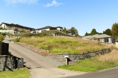 Photo of property in 17 Greenvale Place, Welcome Bay, Tauranga, 3112
