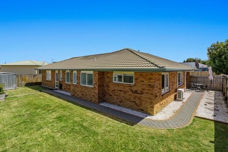 Photo of property in 2 Walnut Grove, Whakatane, 3120