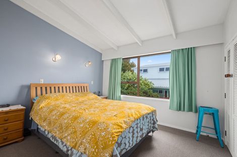 Photo of property in 3 Kauri Crescent, Snells Beach, 0920