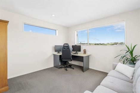 Photo of property in 106 Voyager Drive, Gulf Harbour, Whangaparaoa, 0930