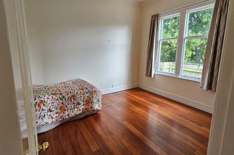 Photo of property in 78 Raroa Road, Kelburn, Wellington, 6012