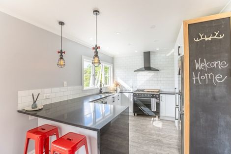 Photo of property in 120 Rawhiti Road, Pukerua Bay, 5026