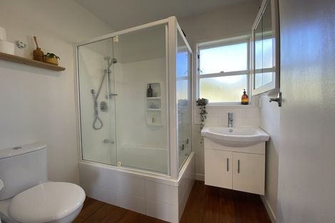 Photo of property in 257 Titirangi Road, Titirangi, Auckland, 0604