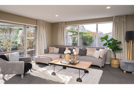 Photo of property in 6 Banff Place, Avonhead, Christchurch, 8042