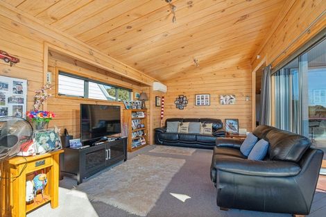 Photo of property in 48 Catherine Crescent, Whitianga, 3510