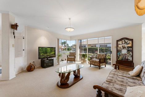 Photo of property in 67 Gravatt Road, Papamoa Beach, Papamoa, 3118