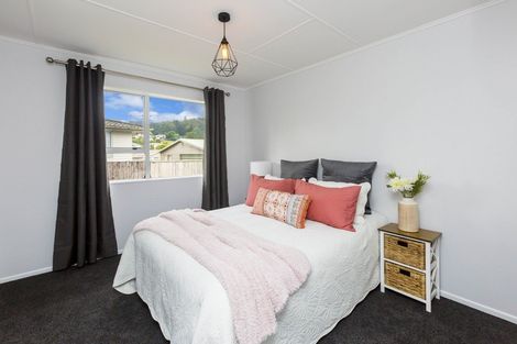 Photo of property in 7 Blueberry Grove, Timberlea, Upper Hutt, 5018