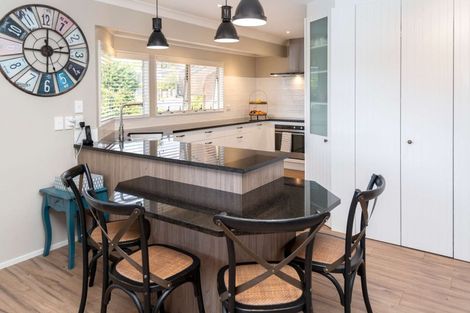 Photo of property in 2 Kaniere Place, Half Moon Bay, Auckland, 2012