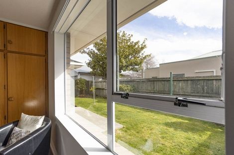 Photo of property in 3/303 Burwood Road, Burwood, Christchurch, 8083