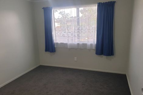 Photo of property in 12 Edwin Freeman Place, Ranui, Auckland, 0612