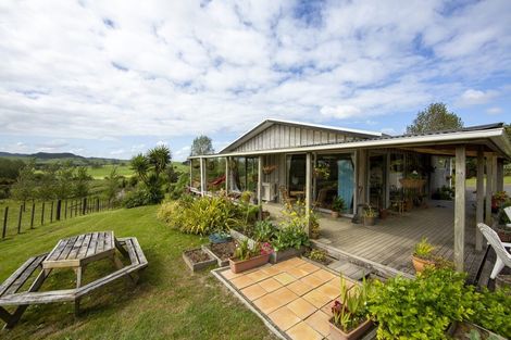 Photo of property in 39 Lara Lane, Kaiwaka, 0573