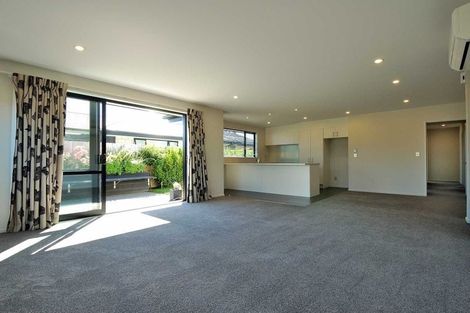 Photo of property in 14 Blaenavon Lane, Halswell, Christchurch, 8025