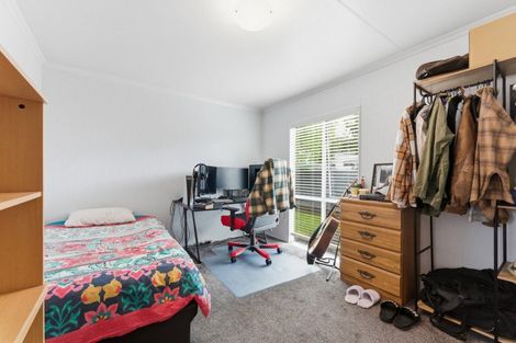 Photo of property in 4 Coromandel Court, Roslyn, Palmerston North, 4414