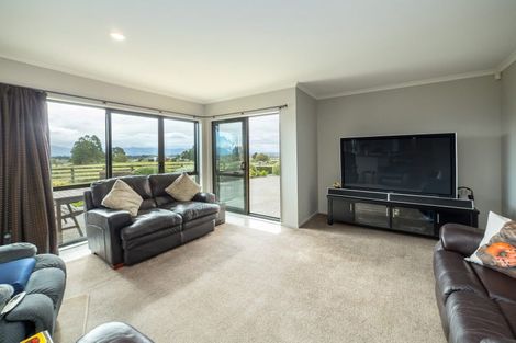 Photo of property in 184 Glenmorven Road, Morison Bush, Greytown, 5794