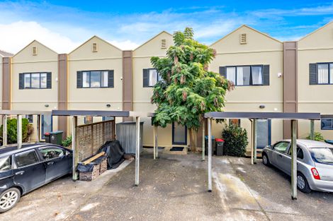 Photo of property in 5s Dryden Place, Mount Wellington, Auckland, 1051