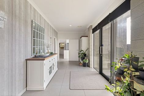 Photo of property in 58 Rodeo Drive, Kelvin Grove, Palmerston North, 4414