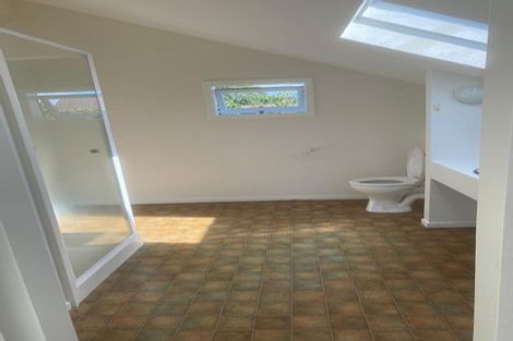 Photo of property in 2a Seaforth Avenue, Mangere Bridge, Auckland, 2022