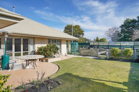 Photo of property in 13 Yellowlees Drive, Kaiapoi, 7630