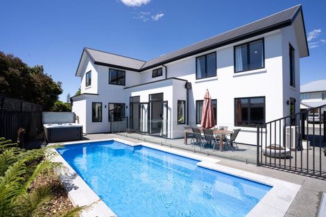 Photo of property in 9 Oaktree Lane, Bishopdale, Christchurch, 8053