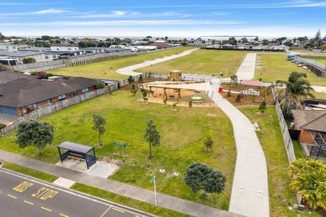 Photo of property in 3 Paul Close, Papamoa Beach, Papamoa, 3118