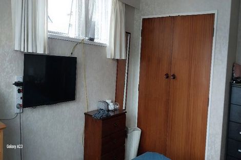 Photo of property in 2/166 Waterloo Road, Hutt Central, Lower Hutt, 5010