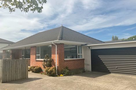 Photo of property in 16 Worthy Street, Ilam, Christchurch, 8041