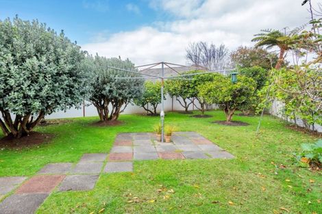 Photo of property in 5 Holden Place, Manukau, Auckland, 2025
