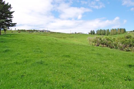 Photo of property in 924 Oneriri Road, Kaiwaka, 0573