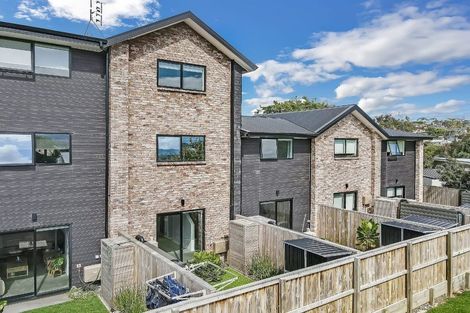 Photo of property in 5/137 View Road, Sunnyvale, Auckland, 0612