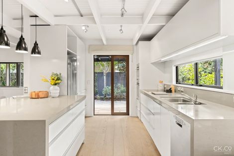 Photo of property in 32 Saint Columbans Grove, Boulcott, Lower Hutt, 5010